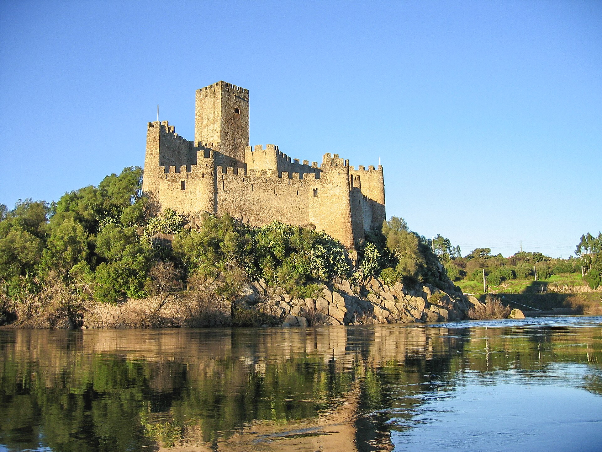 Almourol Castle